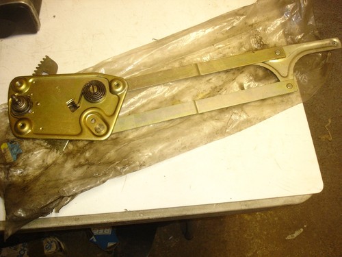 Peugeot 504 window - , winder
