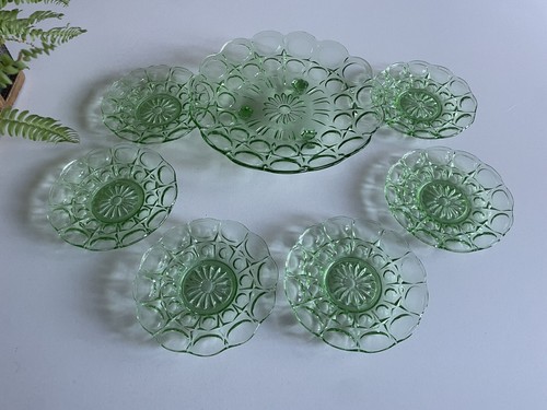 Vintage 1930s green depression - green,