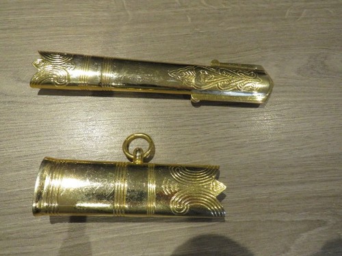 Unused royal naval sword - unused,