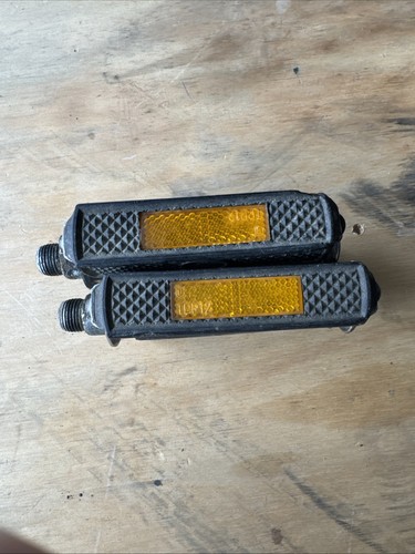 1970 raleigh chopper - 1970, pedals