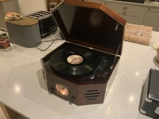Classic Collectors Edition Record Player and AM/FM Portable Radio with Speakers
