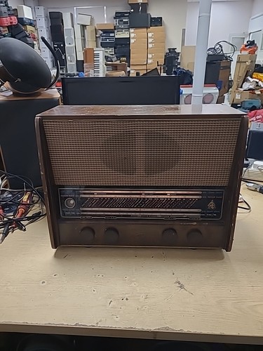 Vintage pilot radio spares - pilot,
