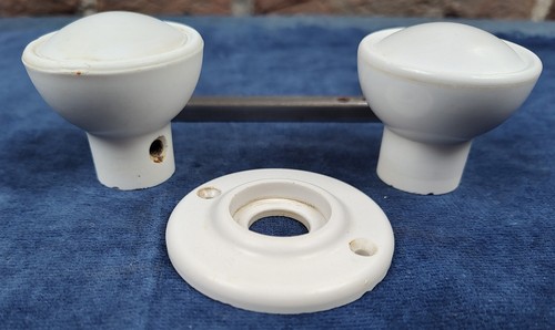 Pair reclaimed white round - white,