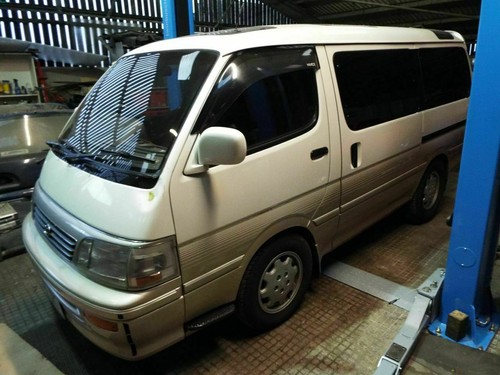 Toyota hiace super custom ltd - super,