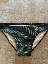 Men’s Budgy Smugglers Swim Wear Gym Pool Medium 36”🩲🌞 Leaves Plants Rugby