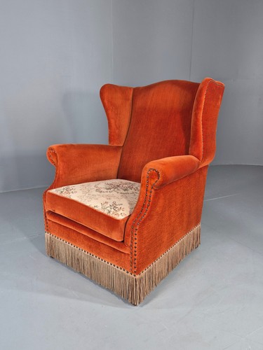 Vintage wing back lounge chair - wing,