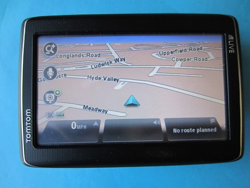 Tomtom 825 live - go,