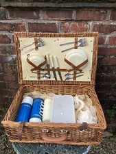 Vintage Optima Picnic Basket 2