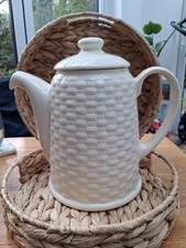 Beautiful Aynsley Ivory basket