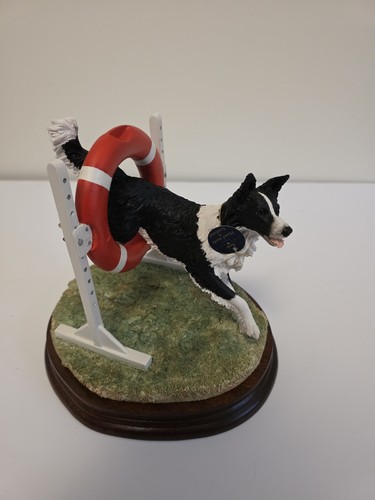 Border fine arts sculpture - arts,