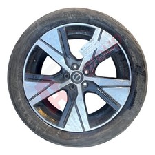 VOLVO XC40 RECHARGE T5