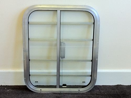 Horsebox window 22 side - window,