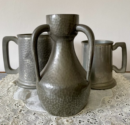 Walker arts crafts hand - p,