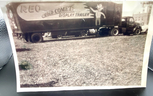 Vtg large photograph reo - large,