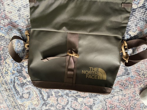 The north face - north, base