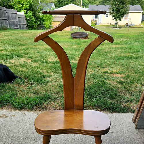 Wood valet butler - wood, chair