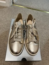 Gabor Wisdom trainers, 5.5