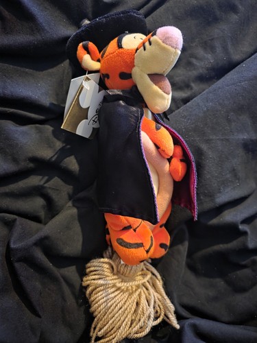 Disneystore vintage halloween - disneystore,