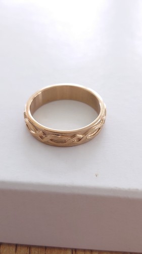 Carat gold ring hallmarked - 9,