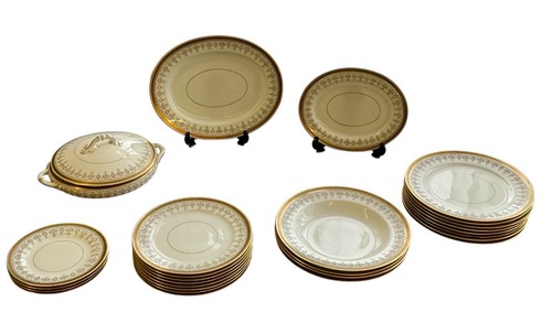 Cauldon dinner service - service, set
