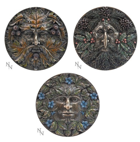 Green man wall - green, plaques