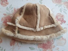 UGG sheepskin Hat ex.con