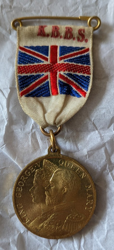 Genuine antique king george - king,