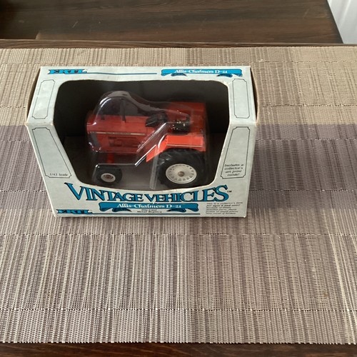 Ertl vintage vehicles 2555 - vintage,