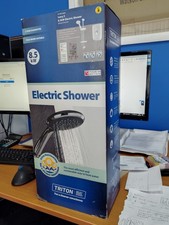 Triton Ivory 5 Thermostatic electric shower 8.5kw White with chrome finish