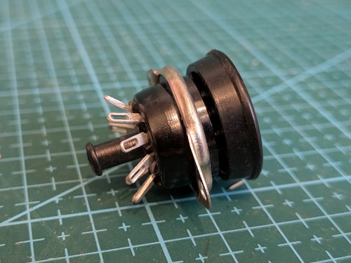 Mcmurdo voltage selector suit - selector,