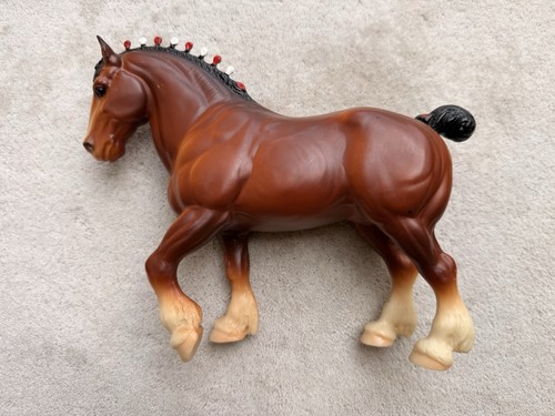 Nice vintage breyer horse 80 - nice,