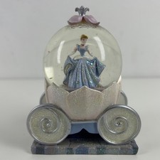 Cinderella Carriage Snow Globe