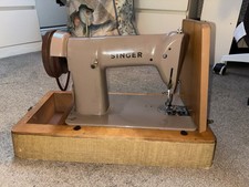 Vintage singer Sewing machine. Electric Model 185K. Still In Good Working Order!