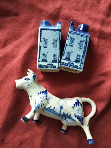 Delft blue cow milk - -, creamer