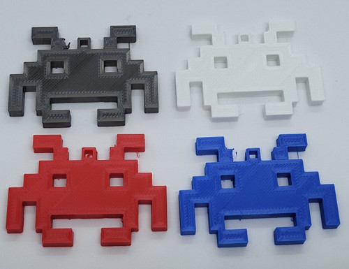 Space invader keyring 3d - invader,