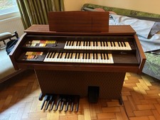 Viscount Fantasia Electric Organ