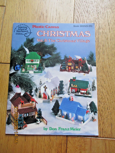 Plastic canvas chrismas vol - plastic, 3