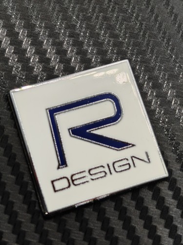 Volvo design badge 3cm - r, x