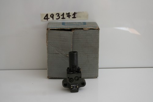 Bosch fuel injector - bosch,