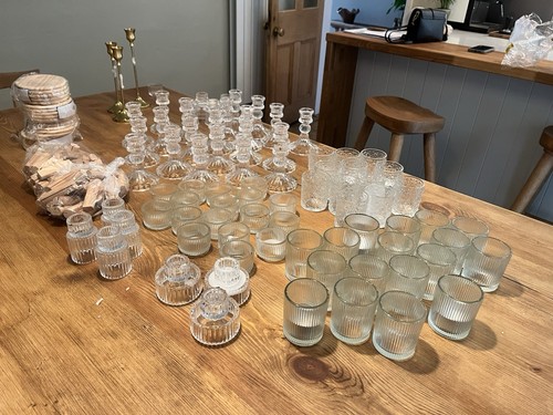 Wedding table decorations job - table,