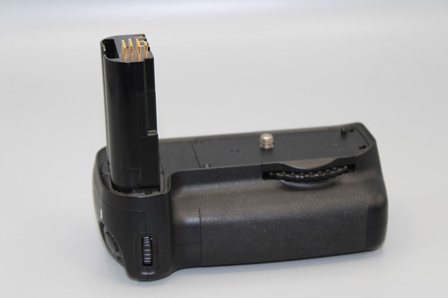 Nikon d80 battery - nikon, grip