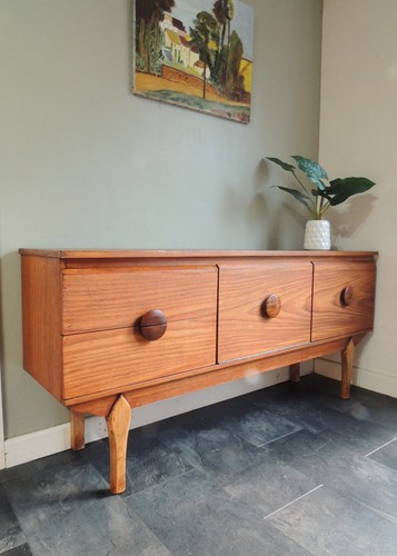 Gorgeous vintage mid century - mid,