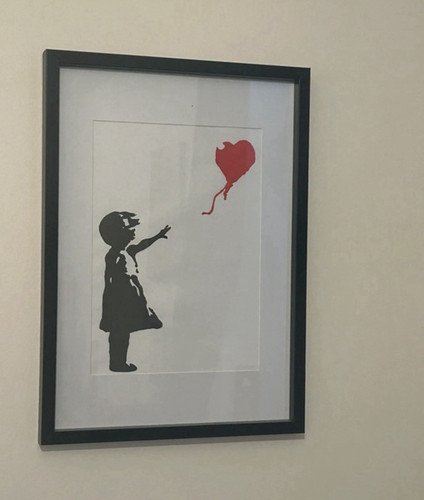 Banksy girl with balloon - girl,