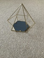 Geometric Gold  Coloured Wire