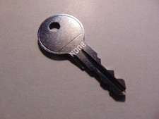 Genuine Thule Key N008 Replacement Key Rear Rack Roof Boxes Roof Rack