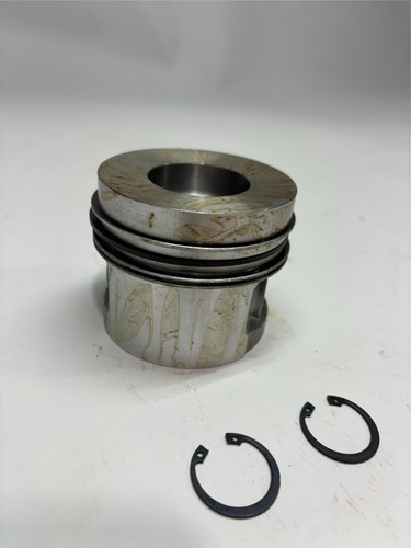 Piston assembly with - assembly,