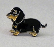 DACHSHUND - SAUSAGE DOG ENAMEL