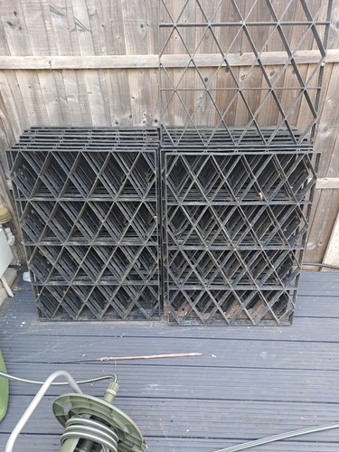 Plastic shed floor - plastic, base