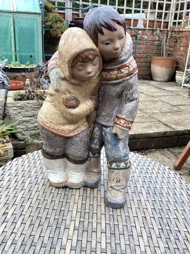 Rare large lladro - , inuit