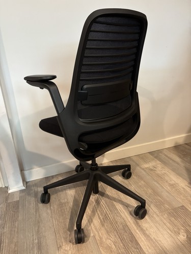 Brand new steelcase series - brand,